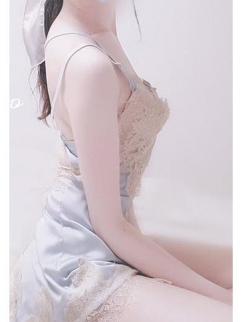 ゆい美意識高めのお姉さん♪