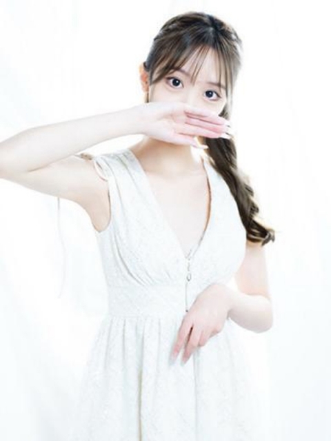 白川まみ