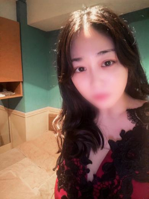 佐倉 ゆりな