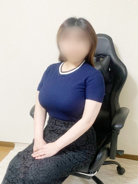 間宮理央