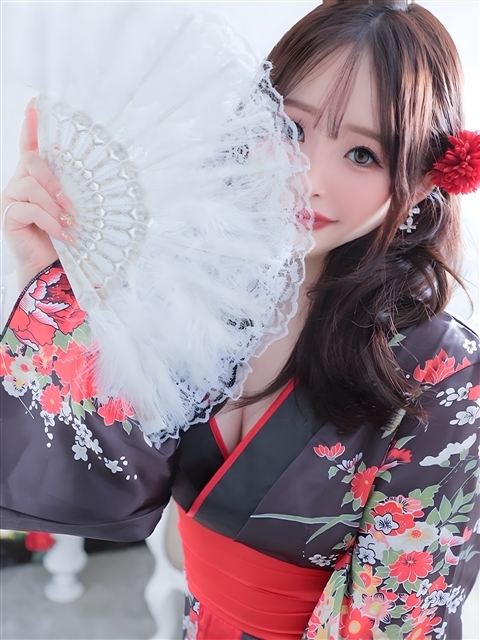 ゆいな★未経験・Eカップ美少女