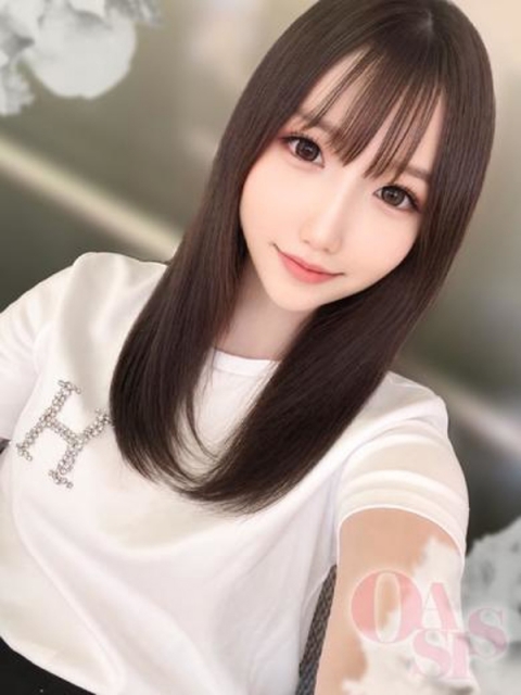 望月　あやね