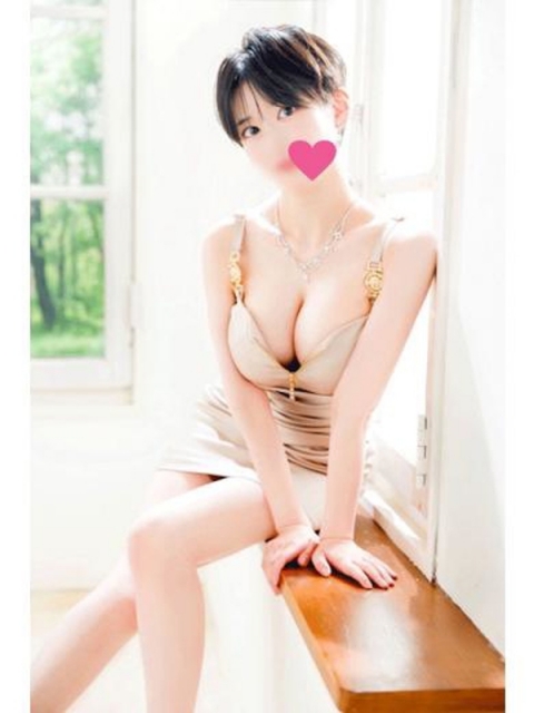 白河 あんな　Ｇカップ超美人