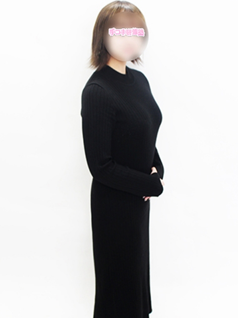 岸本まう