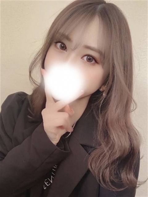 新人りむ